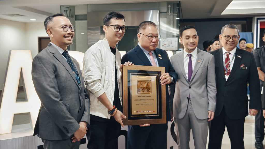 ASEAN Festival 2025 Participates in ASEAN Tourism Forum